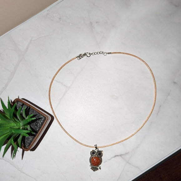 Cute Owl Necklace 🦉 - Picture 2 of 2